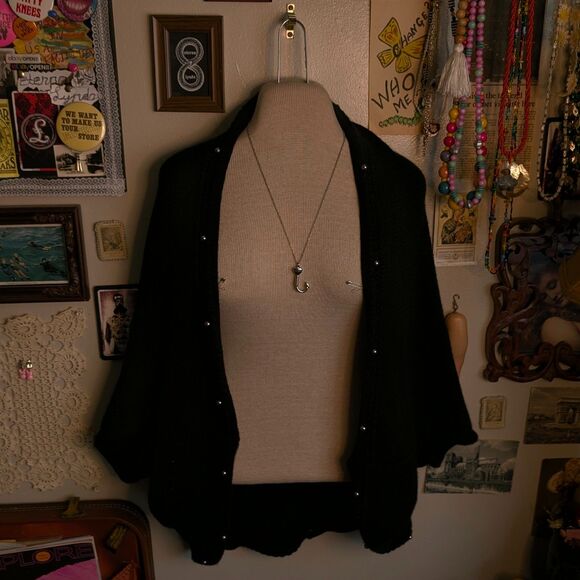 Pearl Studded Cocoon Cardigan Women's One Size Black Short Knit - Picture 1 of 7